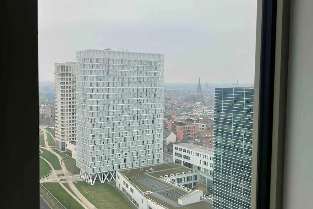 Luxurious Appartment On Eilandje Antwerp
