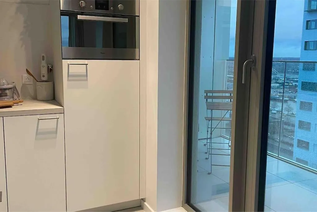 Luxurious Appartment On Eilandje Antverpy Apartmán